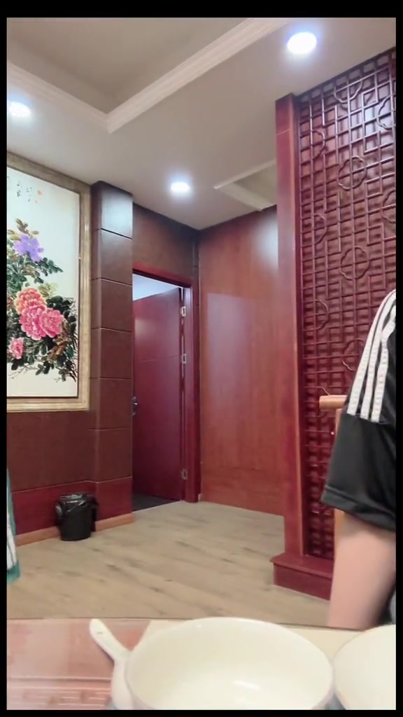 卓识晒一家人合影：哈哈哈哈哈好玩 一家人在一起就是幸福